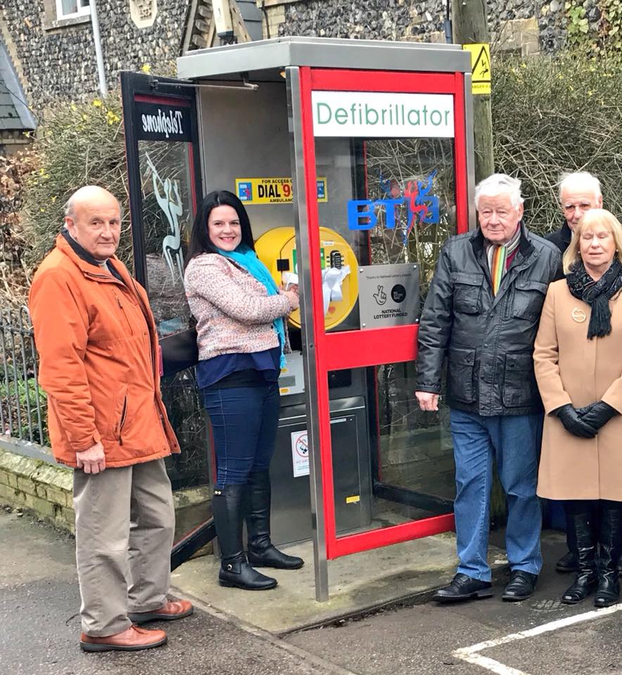 Phone box defibrillator fitted thanks to lottery grant