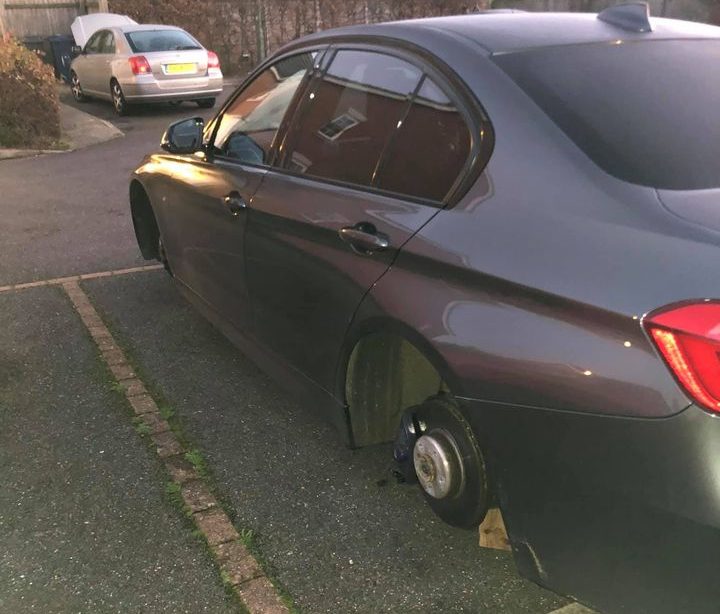 More vehicles wheels stolen in Moreton Hall over night