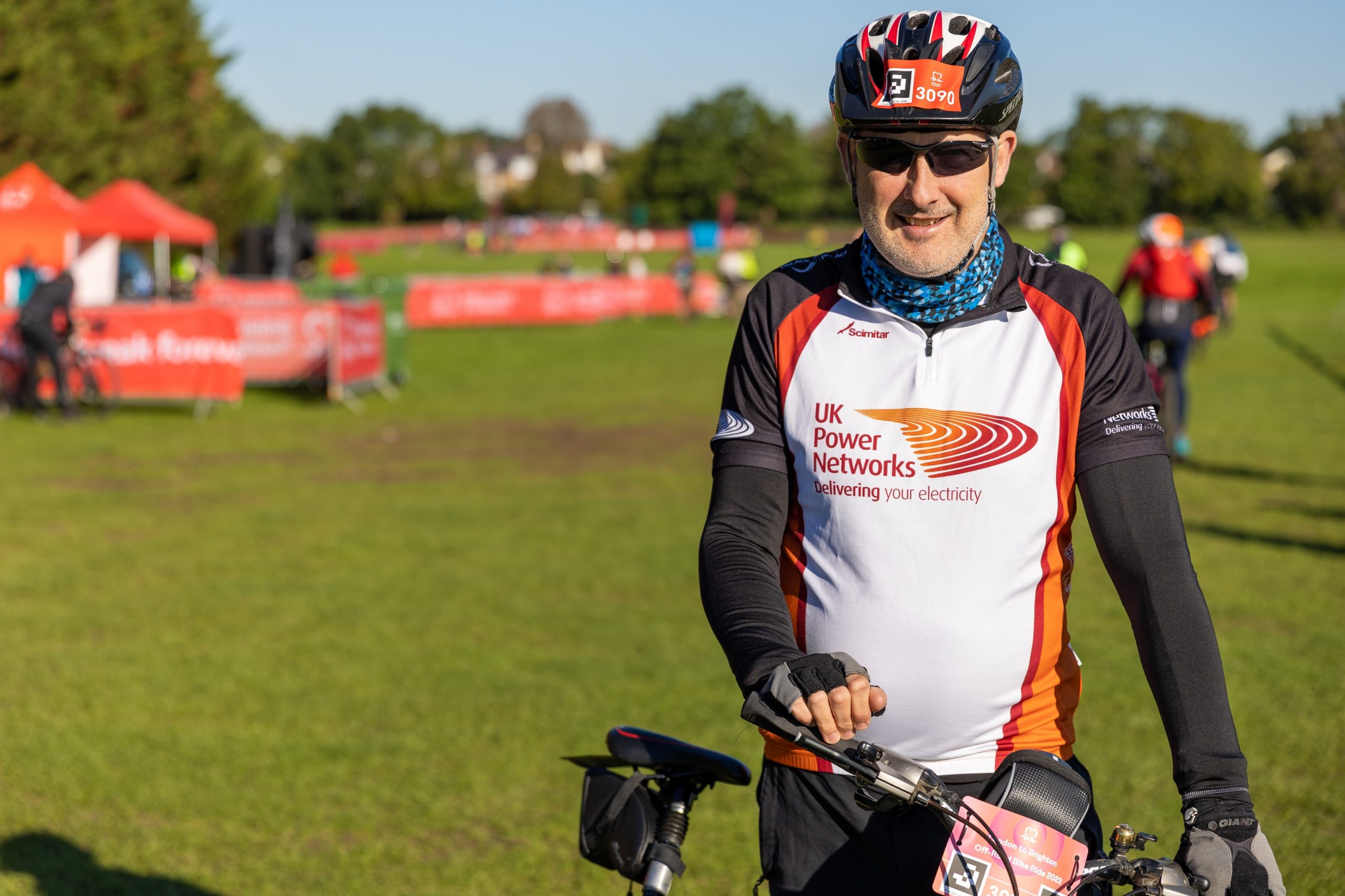 Bury man's pedal power raises funds for charity – RWSfm 103.3 - Vimarsana News