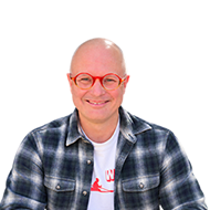 featuredAvatar